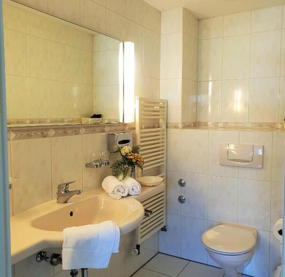 חדר סטנדרט, Rheinland