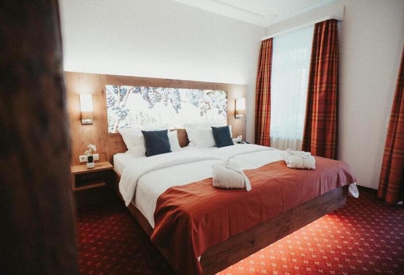 غرفة سوبيريور, Rodderhof