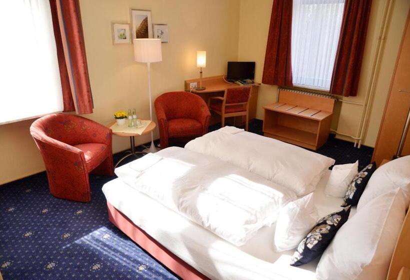 スタンダードルーム, Tannenheim