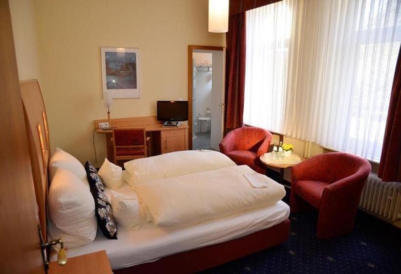 スタンダードルーム, Tannenheim