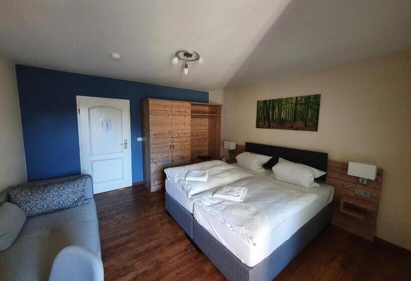 اتاق استاندارد, Waldrausch