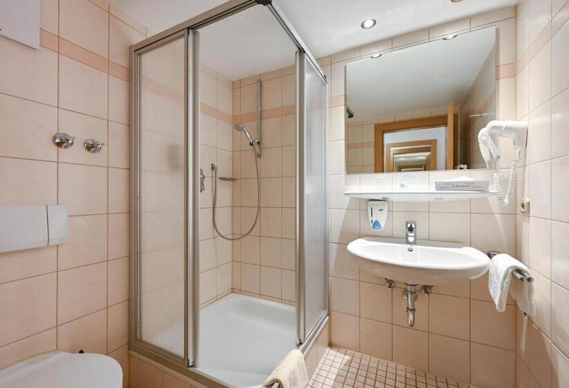 اتاق استاندارد, Weinbauer