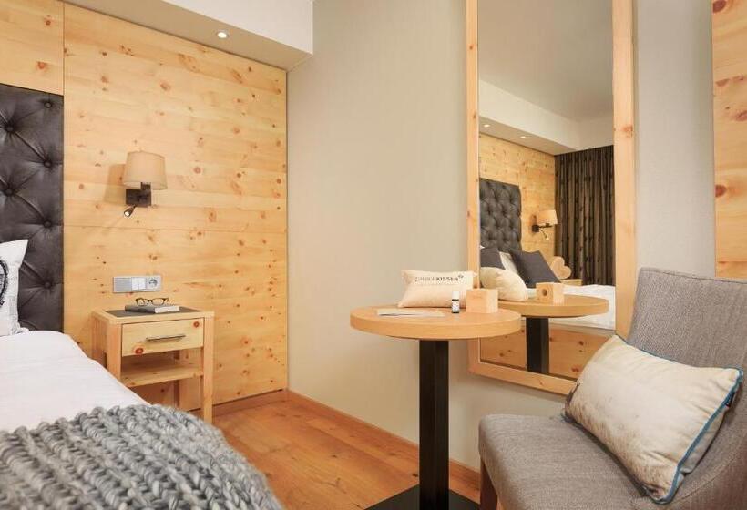 اتاق لوکس, Weinbauer