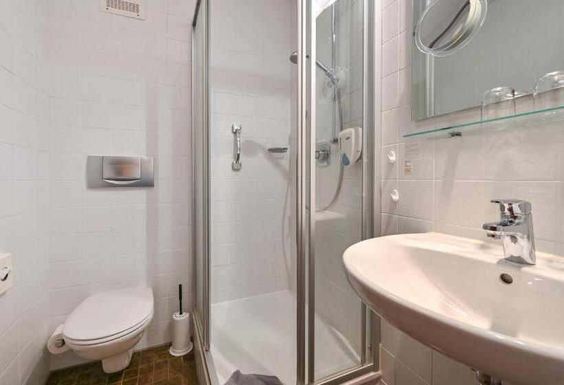 اتاق سوپریور یک تخته, Weinbauer