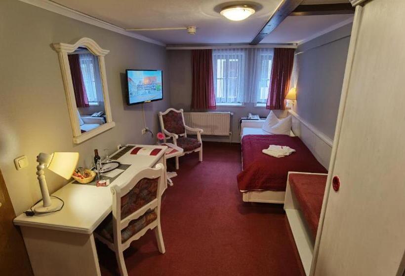 스탠다드 싱글 룸, Zur Goldenen Sonne