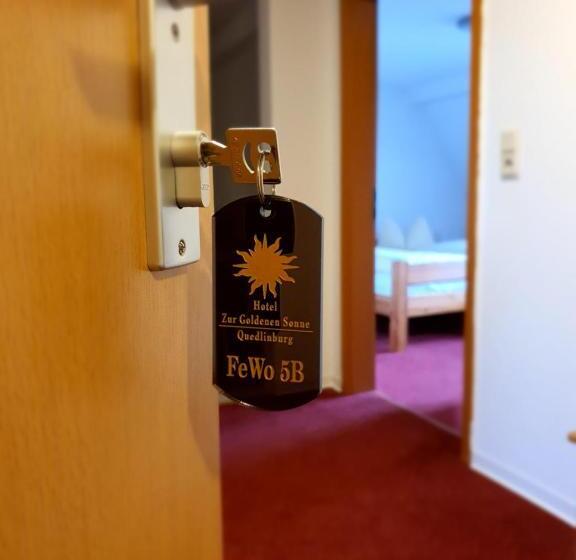 침실 1개 아파트, Zur Goldenen Sonne