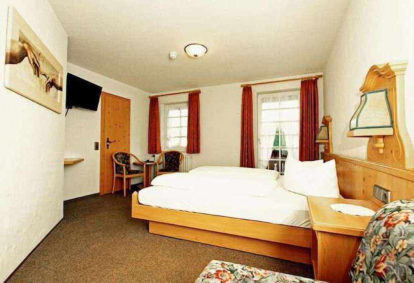 Номер Superior с Балконом, Zur Traube Schwarzwaldhotel & Restaurant Am Titisee