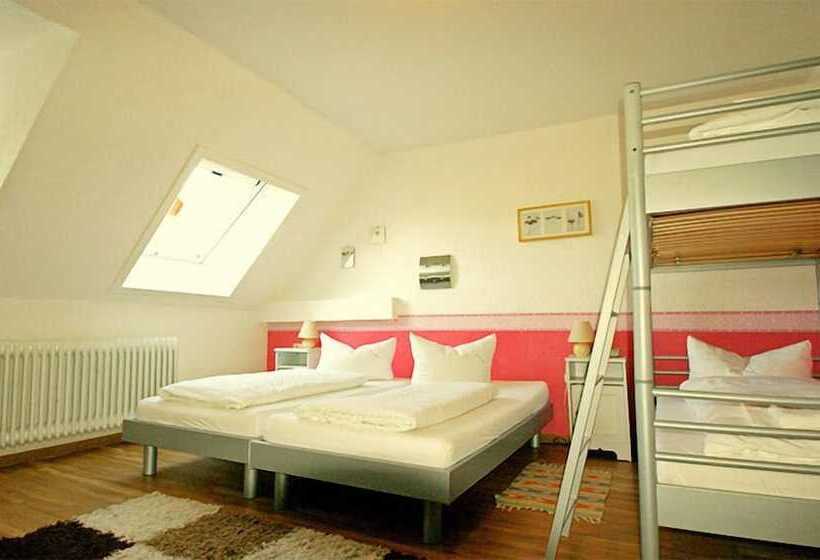 Quarto Familiar, Zur Traube Schwarzwaldhotel & Restaurant Am Titisee