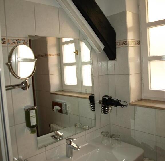 スーペリアールーム, Alt Warburg