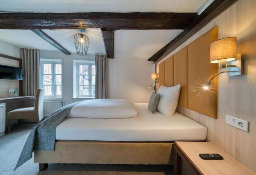 חדר סטנדרט יחיד, Am Fischmarkt