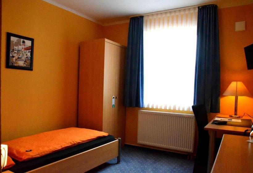 اتاق استاندارد یک نفره, Am Klieversberg