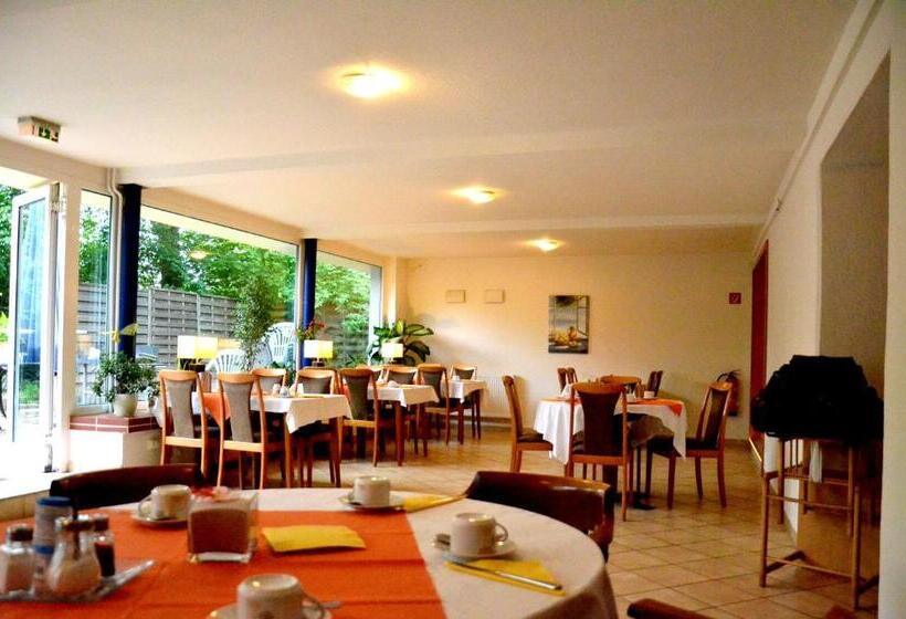 اتاق استاندارد یک نفره, Am Klieversberg