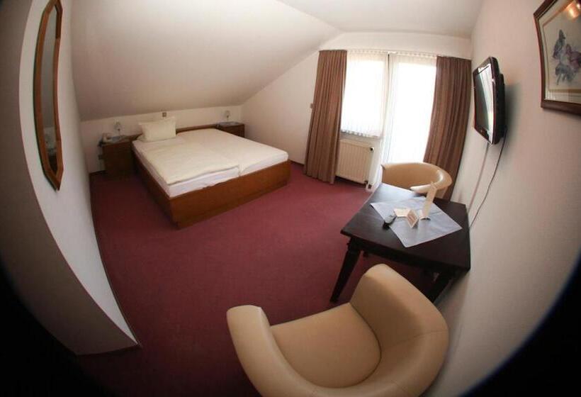 标准间, Auf Dem Kamp