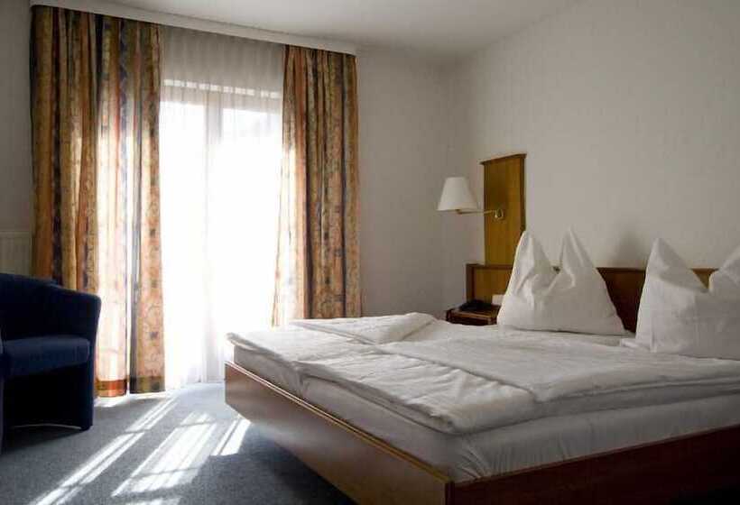 חדר סטנדרט, Blume