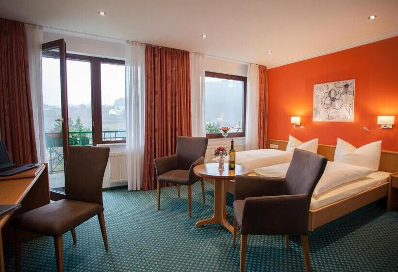 Номер Комфорт, & Ferienappartements Edelweiss