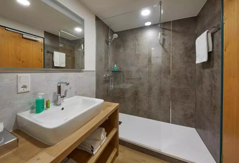 コンフォートルーム, & Ferienappartements Edelweiss