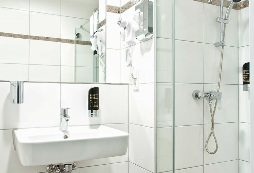 חדר סטנדרט יחיד, Isabella