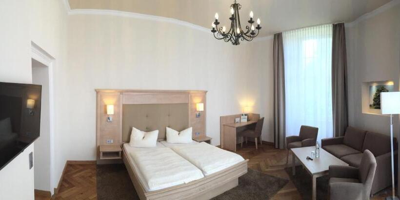 חדר סטנדרט לארבעה, Jagdschloß Walkenried