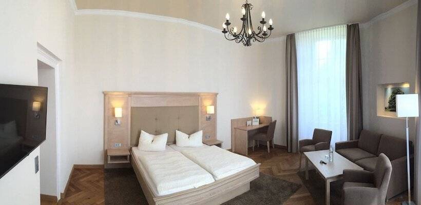 חדר סטנדרט לארבעה, Jagdschloß Walkenried