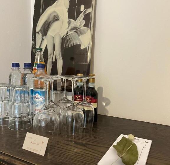 ファミリールーム, Lux