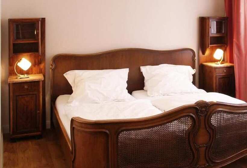 スタンダードルーム, Lux