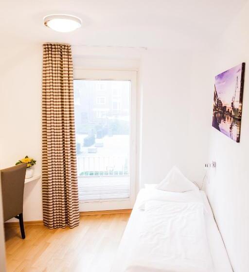 اتاق استاندارد یک نفره, Martinihof