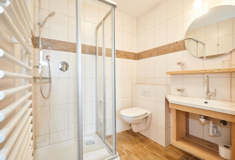 Номер Стандарт, Rupertihof