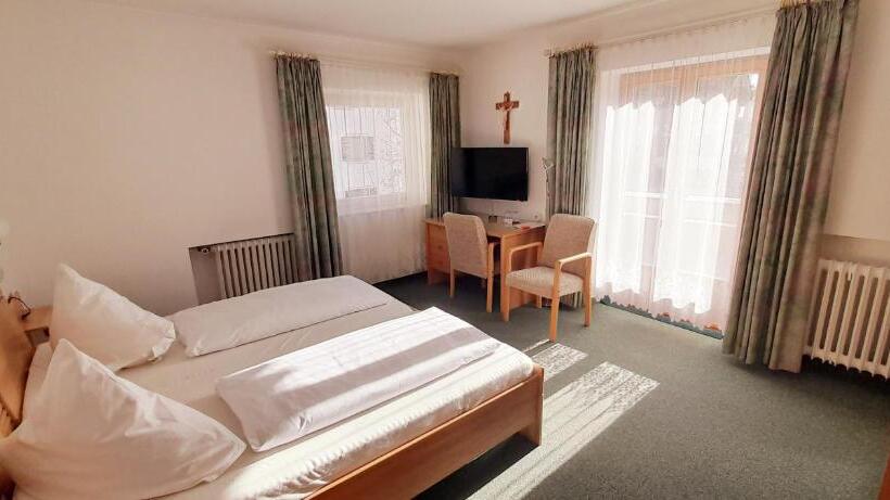 חדר סטנדרט, Seemüller