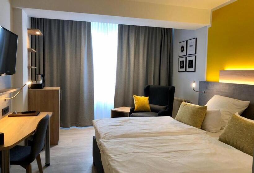 标准间, Sonderfeld