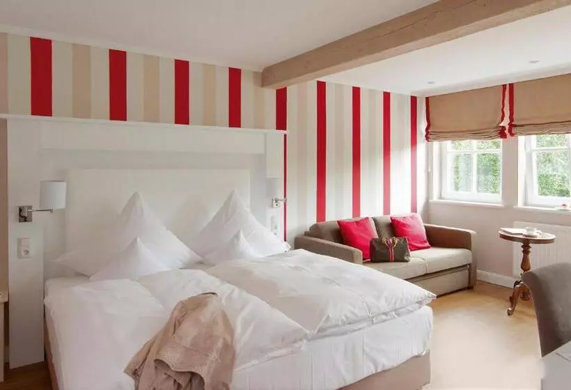 Deluxe-huone, Tiemann S