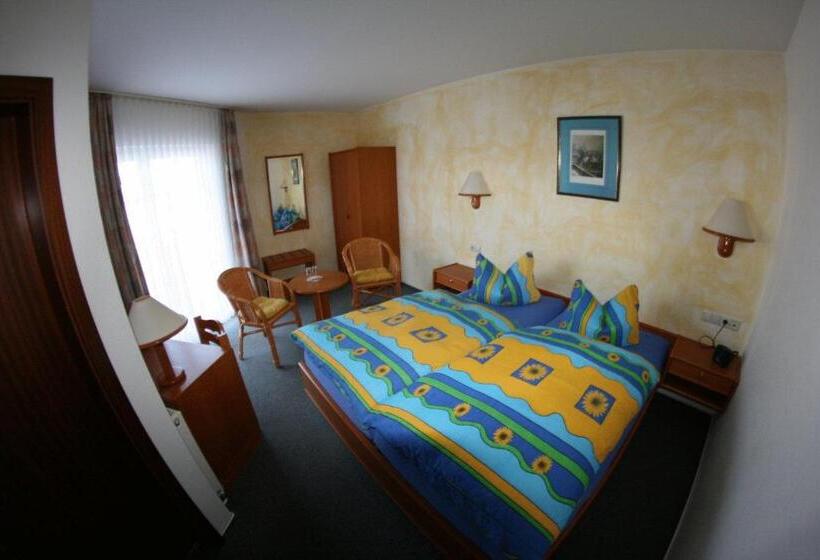 غرفة قياسية مزوَّدة بشُرفة, Wehrstedter Hof