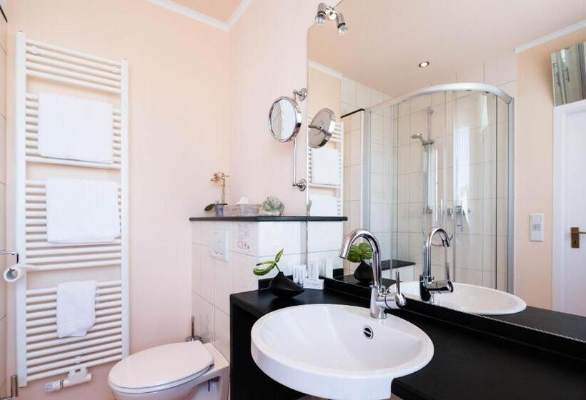 اتاق راحتی, Zur Mühle