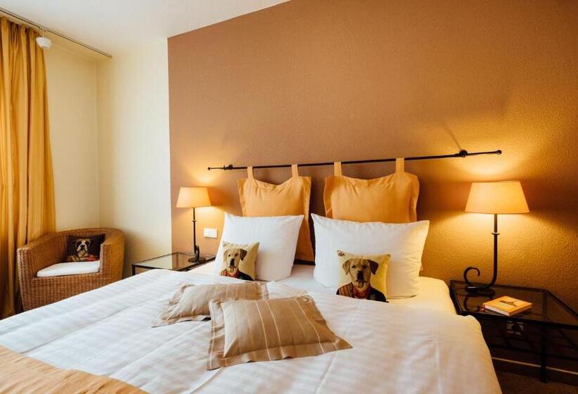 اتاق استاندارد, Zur Mühle