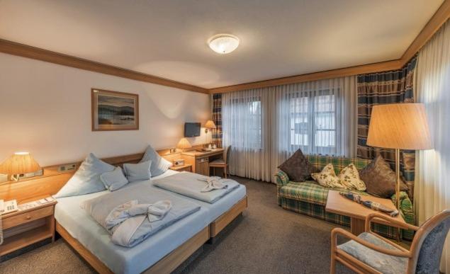 バルコニー付きスタンダードルーム, Landgasthaus & Hotel Kurfer Hof