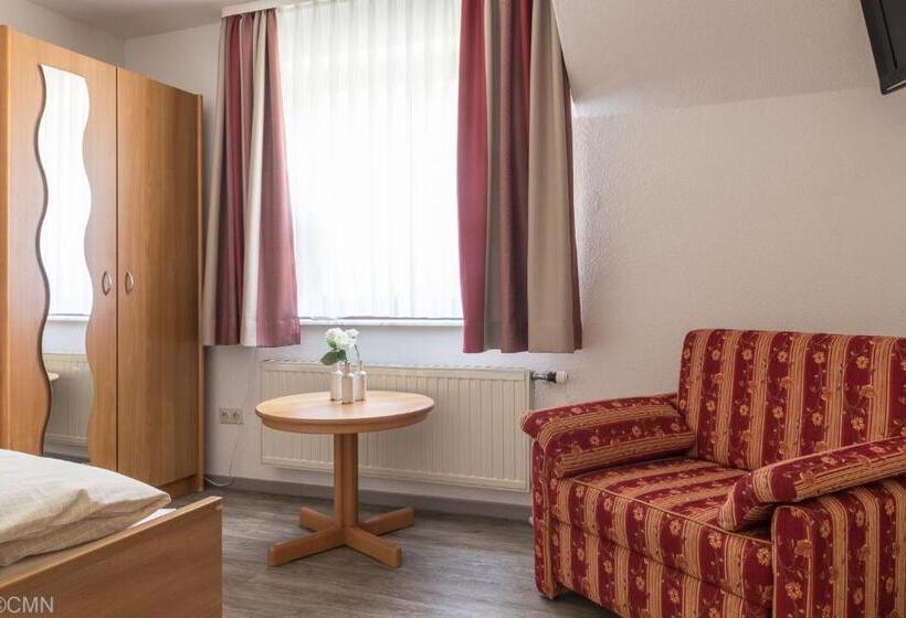 Quarto Estandar Individual, Landhotel Baumwipfel
