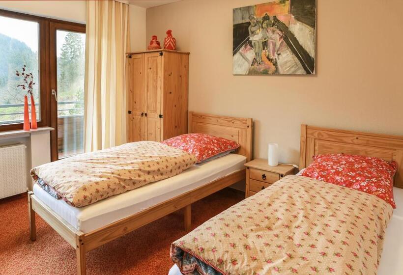 스탠다드 발코니 룸, Landhotel Baumwipfel