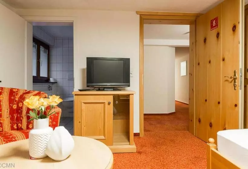 スタンダードルーム, Landhotel Baumwipfel