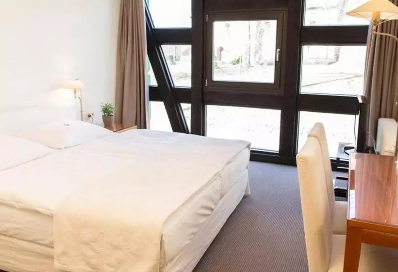 デラックスルーム, Meyers Hotel Hittfeld