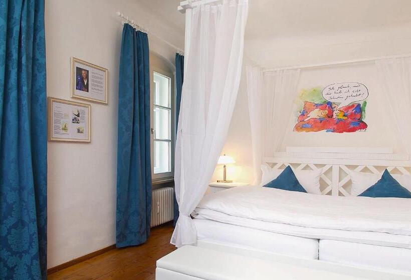 Quarto Deluxe, Restaurant Dicker Mann Hotel Zum Blauen Krebs