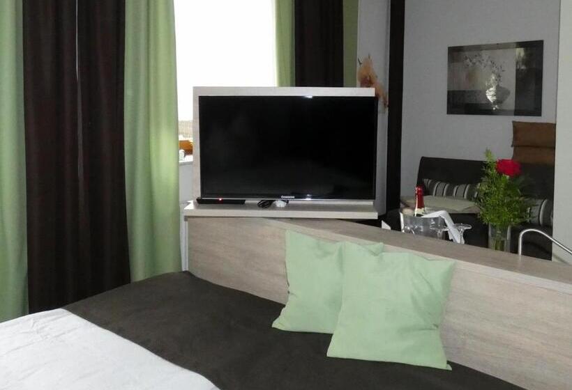 スタンダードルーム, Schlossgartenpassage