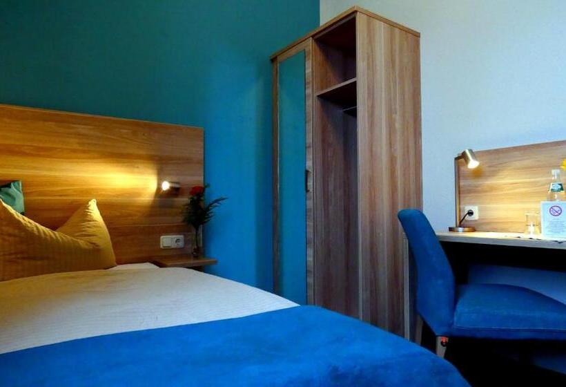 スタンダードシングルルーム, Schlossgartenpassage