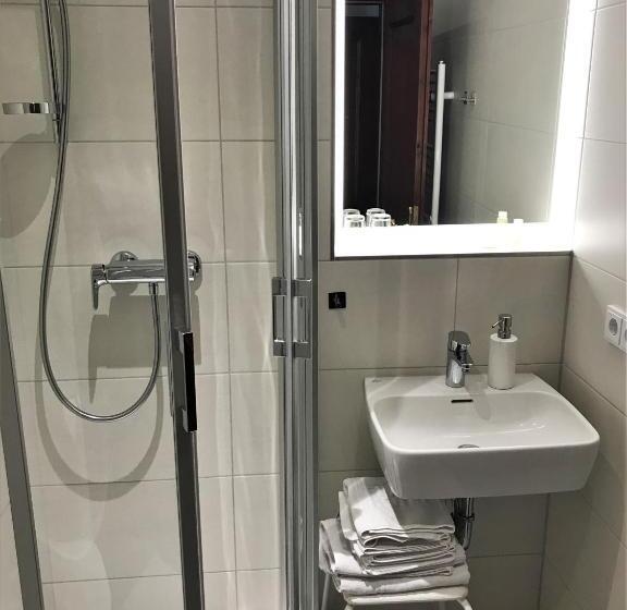 غرفة قياسية مزوَّدة بشُرفة, Flair Hotel Waldfrieden