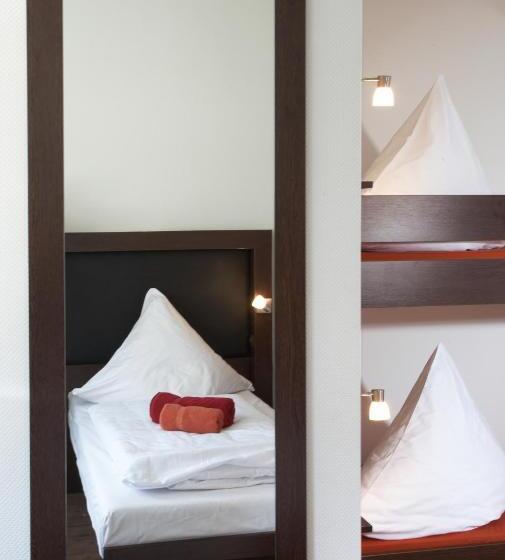 Номер Стандарт Трехместный, Hostel Köln