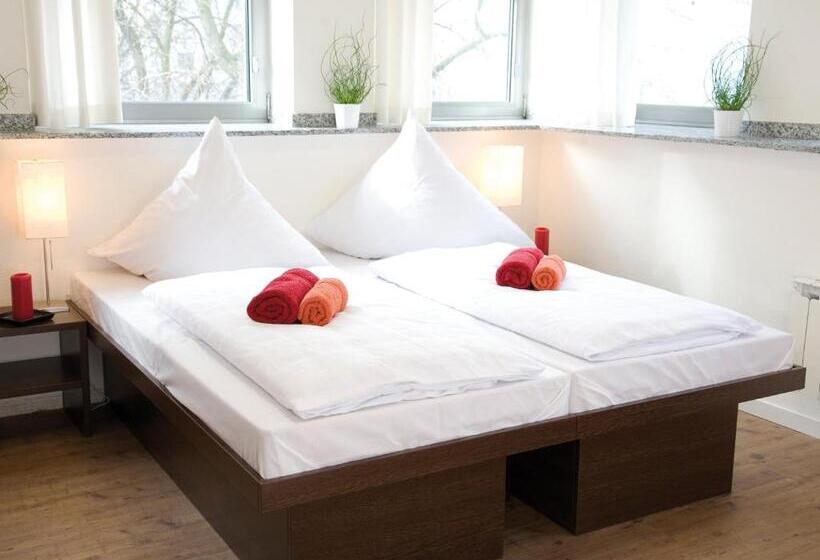 Номер Стандарт Трехместный, Hostel Köln