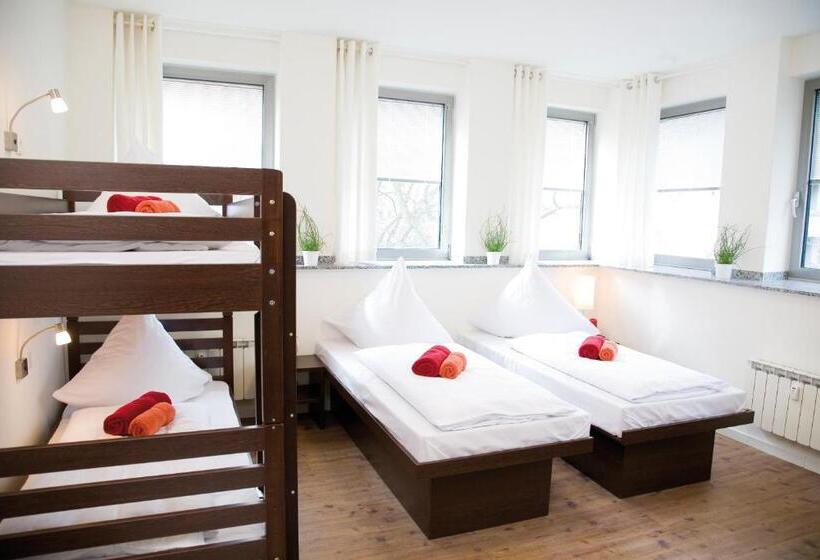 Номер Стандарт Трехместный, Hostel Köln