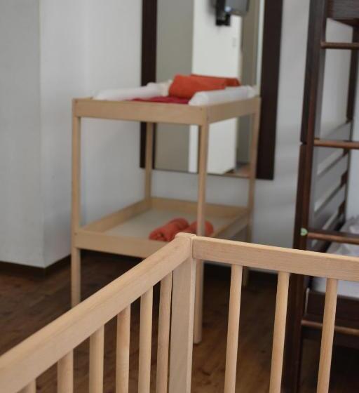 Семейный Номер, Hostel Köln