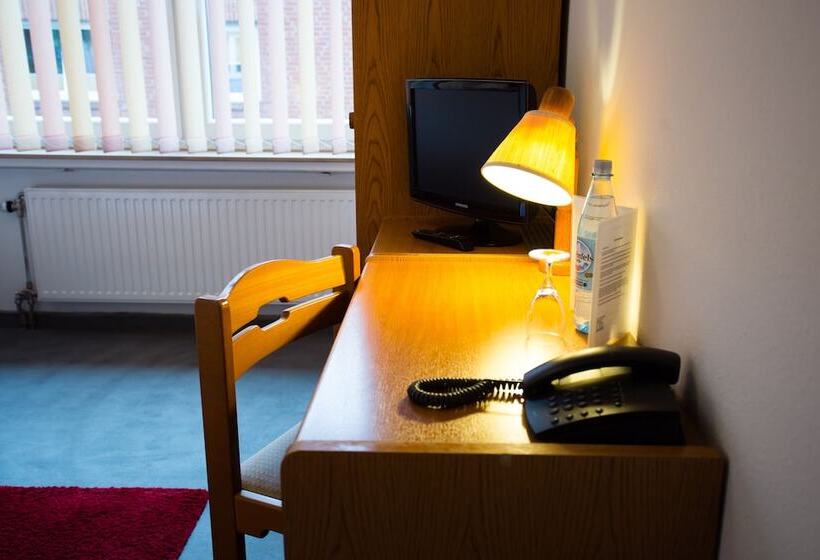 Номер Стандарт Индивидуальный, Am Sportpark