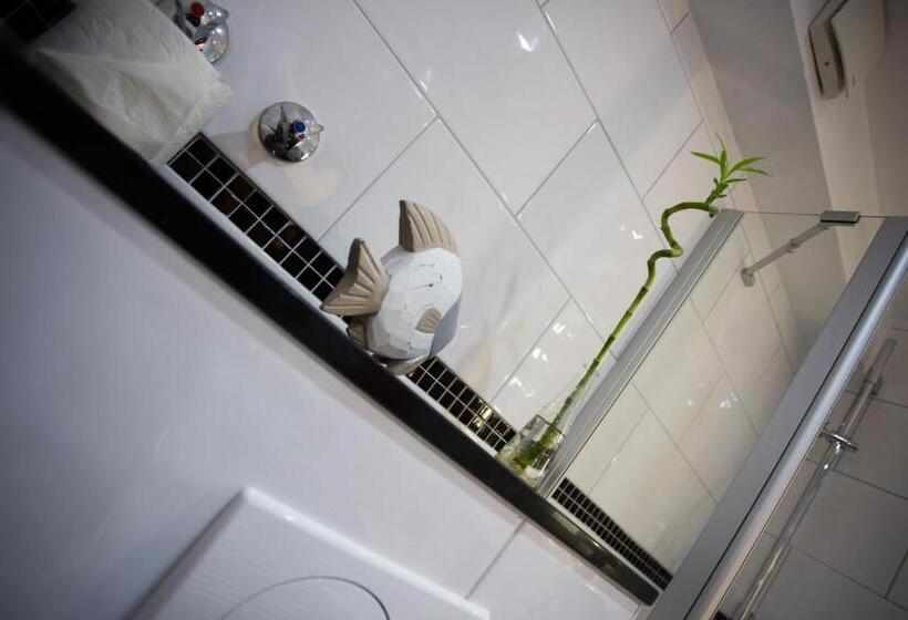 Номер бизнес-класса, Am Sportpark