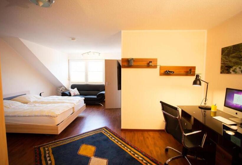 Апартаменты 2 Спальни, Am Sportpark