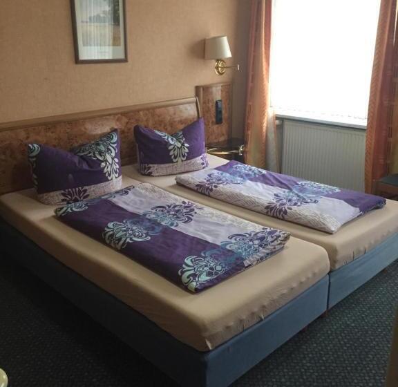 スタンダードルーム, City Faber